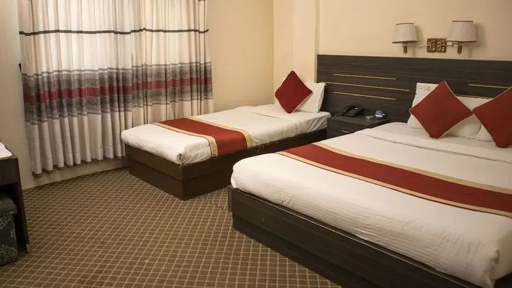 Deluxe Üç Kişilik Oda