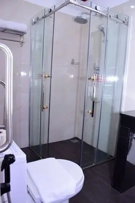 Deluxe Tek Büyük veya İki Ayrı Yataklı Oda