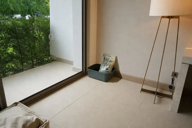 Ana Bina Deluxe Pet Friendly