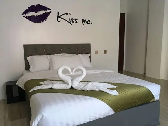 Honeymoon Stüdyo Süit, Birden Çok Yatak, Küçük Mutfak