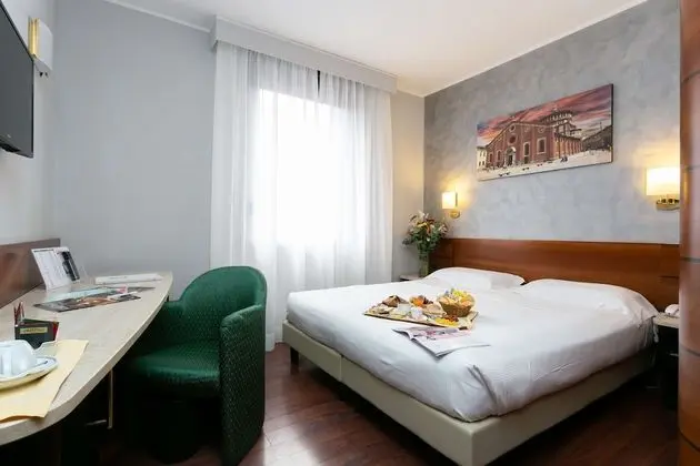 Standard Oda, 1 En Büyük (King) Boy Yatak