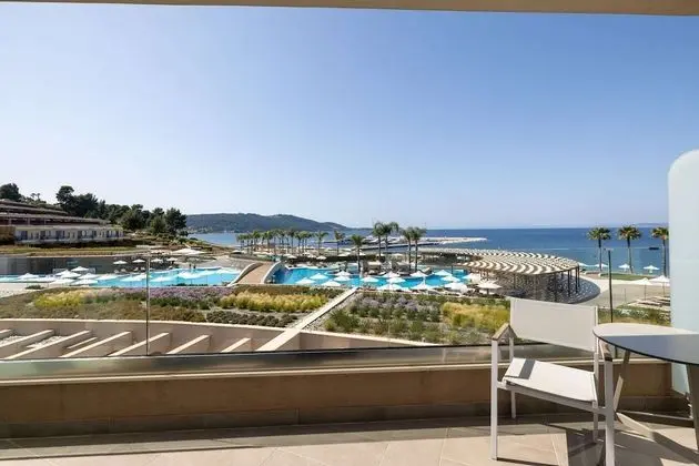 Deluxe Sea View Room