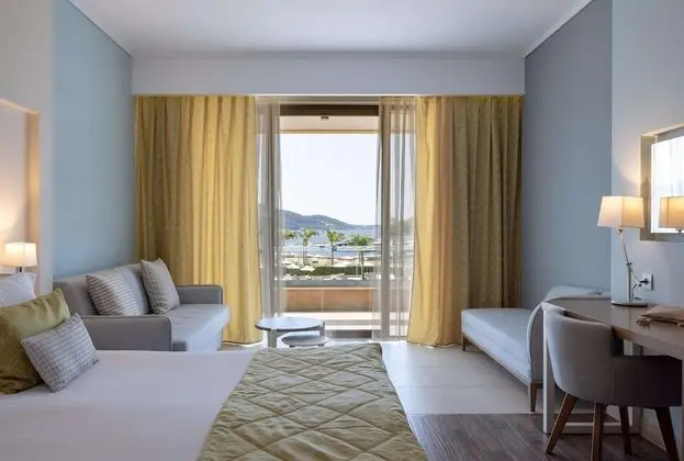 Deluxe Sea View Room