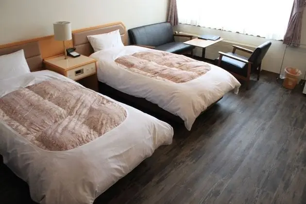İki Ayrı Yataklı Oda, Sigara İçilebilir (with Loft futon for extra 2 people)