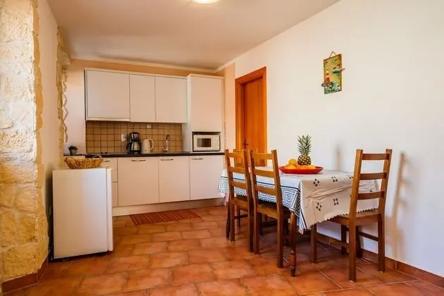 Apart Daire (Villa Mirakul - A2(4+1) with terrace)