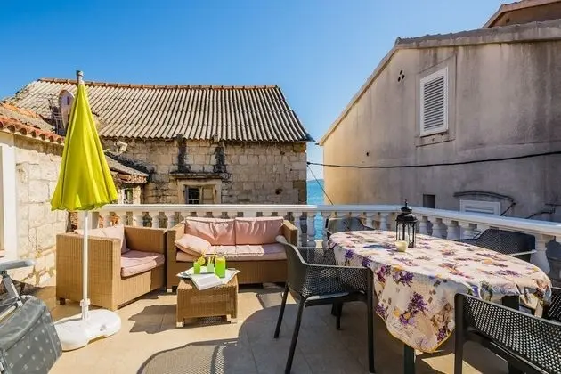 Apart Daire (Villa Mirakul - A2(4+1) with terrace)