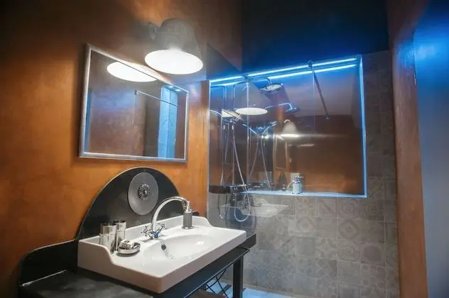 Design Tek Büyük Yataklı Oda
