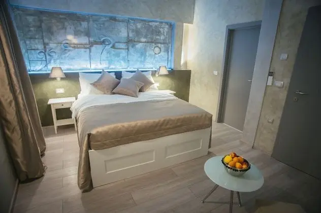 Design Tek Büyük Yataklı Oda, Deniz Manzaralı