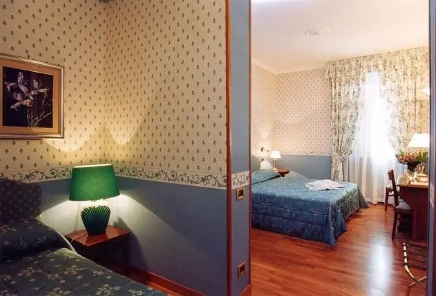 Standard Dört Kişilik Oda