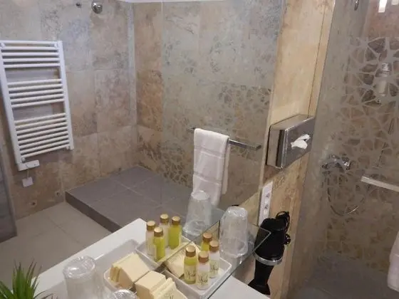 Classic Tek Büyük veya İki Ayrı Yataklı Oda