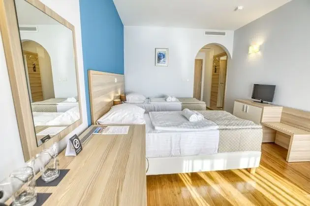 Grand Tek Büyük Yataklı Oda