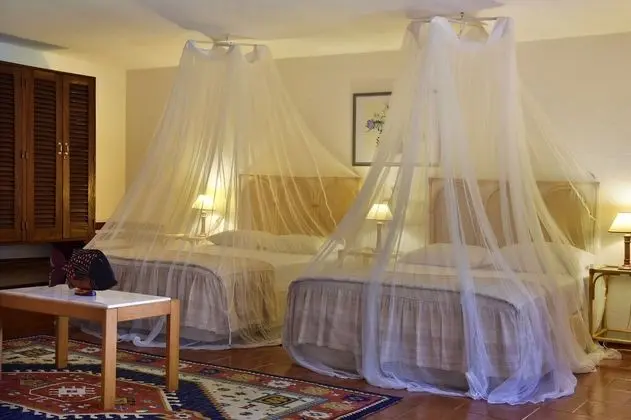 Classic Tek Büyük Yataklı Oda