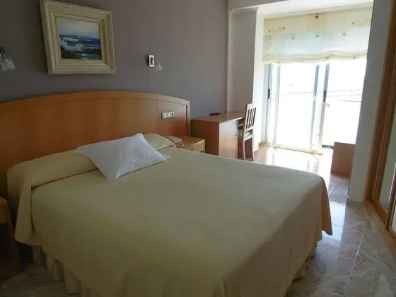 Tek Büyük Yataklı Oda, Balkon