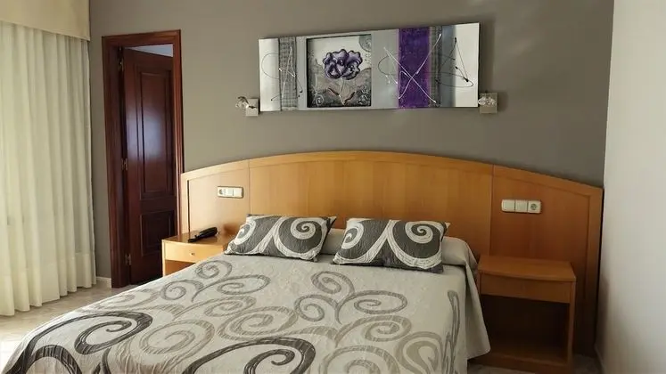 Tek Büyük Yataklı Oda, Balkon