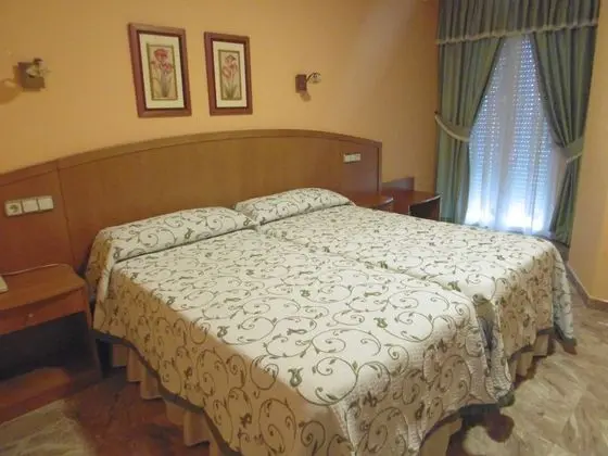 Tek Büyük Yataklı Oda, Balkon, Deniz Manzaralı