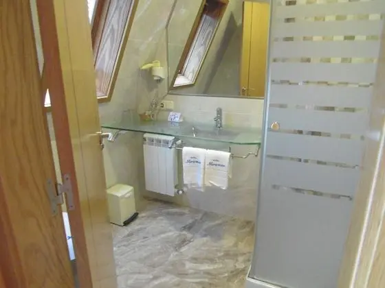 Üç Kişilik Oda, Balkon