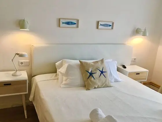 Tek Büyük Yataklı Oda, Deniz Manzaralı (no balcony)