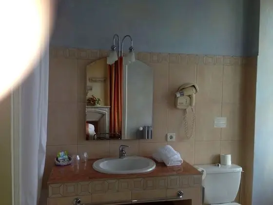 Büyük, Bir adet Çift Kişilik Yataklı, Panoramik Manzaralı