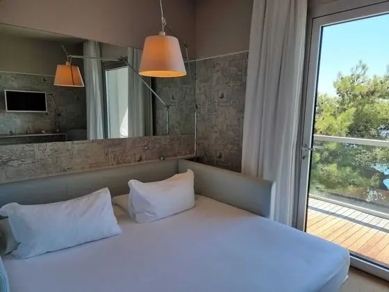 Junior Tek Büyük Yataklı Oda