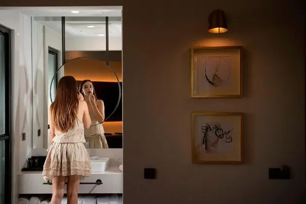 https://images.etstur.com/imgproxy/resize/2560x1440/files/images/hotelImages/etsrooms/16/Miramare_Beach_Hotel_20260309111846_3.jpg