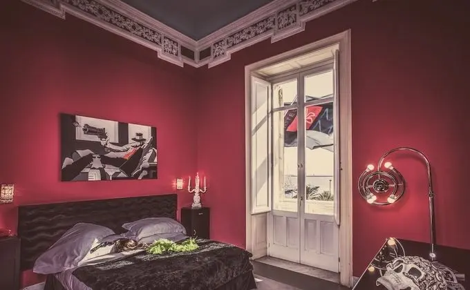 Deluxe Tek Büyük Yataklı Oda, Liman Manzaralı