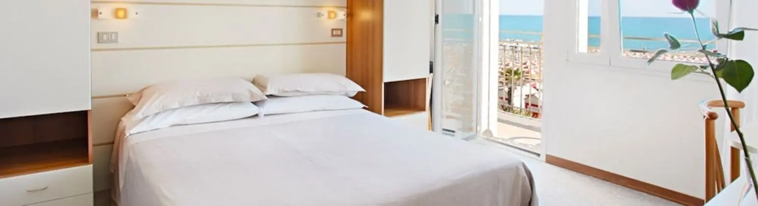 Üç Kişilik Oda, Balkon