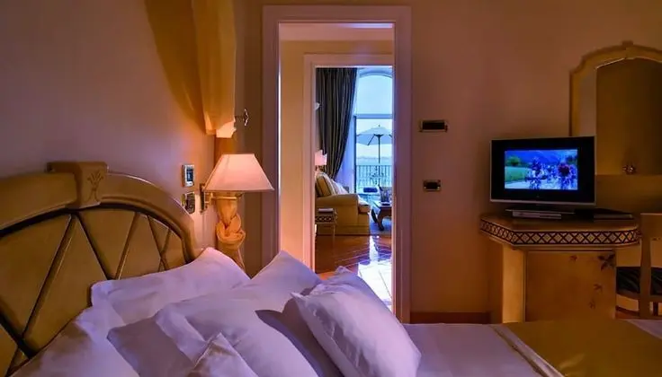Deluxe Tek Büyük veya İki Ayrı Yataklı Oda, Teras, Deniz Manzaralı