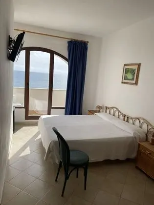 Panoramic Tek Büyük Yataklı Oda