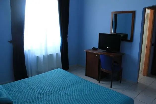 Tek Büyük veya İki Ayrı Yataklı Oda
