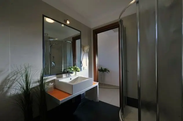 Standard Tek Büyük veya İki Ayrı Yataklı Oda, Balkon