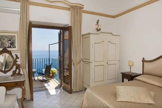 Superior Tek Büyük Yataklı Oda, Balkon, Deniz Manzaralı