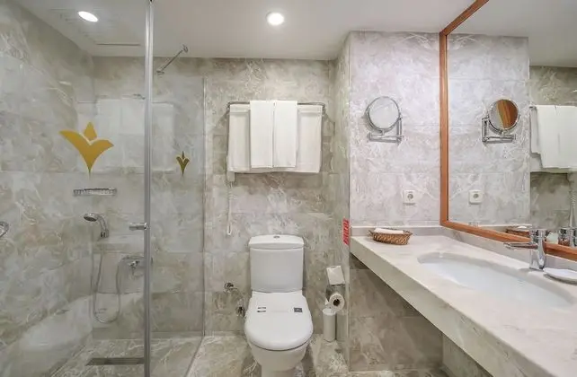 Standard Oda, Kısmi Deniz Manzaralı
