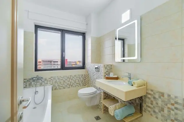 Junior Süit, 1 Yatak Odası, Balkon, Kısmi Deniz Manzaralı
