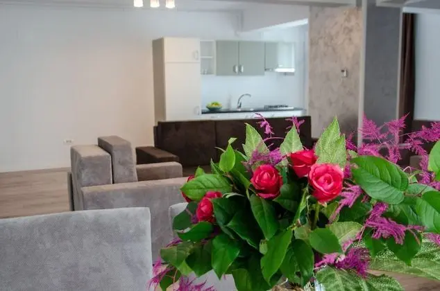 Senior Süit, Balkon, Kısmi Deniz Manzaralı