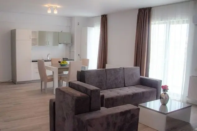Senior Süit, Balkon, Kısmi Deniz Manzaralı