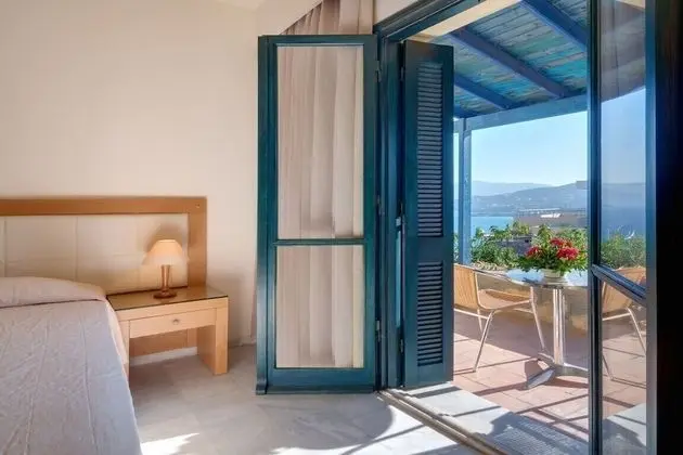 Double Room with Garden or Side Sea View