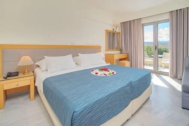 Double Room with Garden or Side Sea View