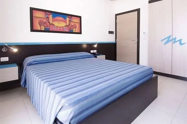 Junior Süit, 1 Büyük (Queen) Boy Yatak, Kişiye Özel Havuzlu, Deniz Manzaralı (Armony)