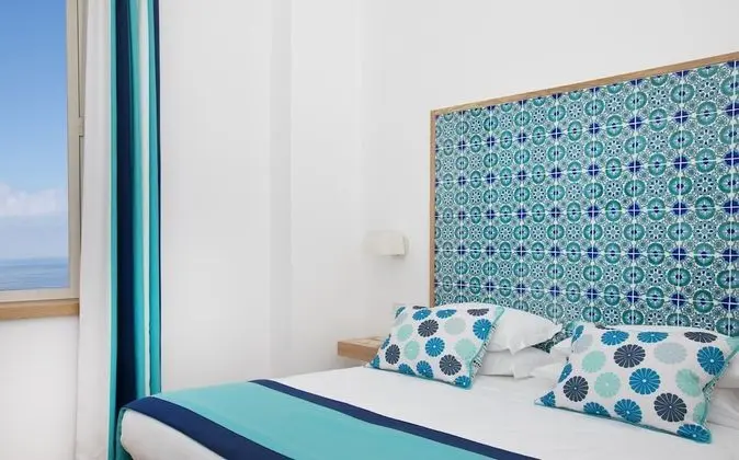 Classic Tek Büyük veya İki Ayrı Yataklı Oda, Deniz Manzaralı