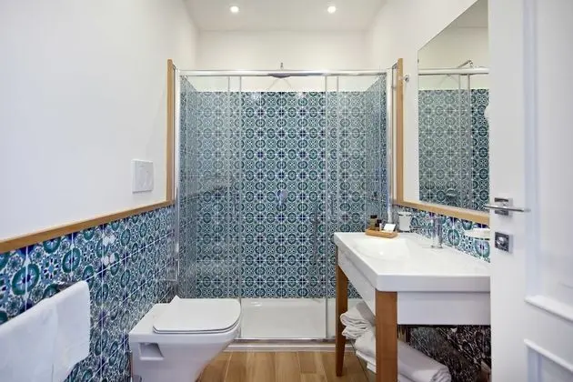 Standard Tek Büyük veya İki Ayrı Yataklı Oda, Özel Banyo, Asma Kat