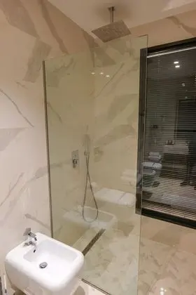 Deluxe Tek Büyük Yataklı Oda, Deniz Manzaralı