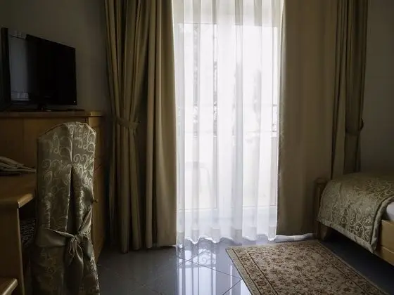 Standard Tek Büyük Yataklı Oda, Park Manzaralı