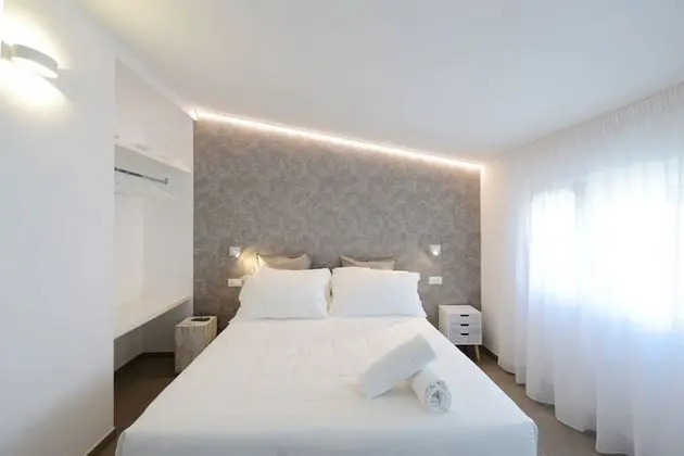 Tek Büyük Yataklı Oda, 1 Çift Kişilik Yatak