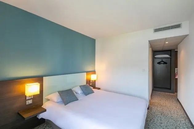 Classic Tek Büyük Yataklı Oda