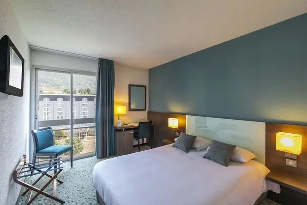 Classic Tek Büyük Yataklı Oda