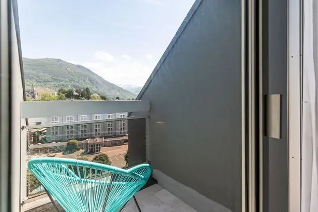 Classic Tek Büyük Yataklı Oda