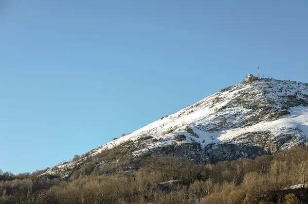İki Ayrı Yataklı Oda, Dağ Manzaralı