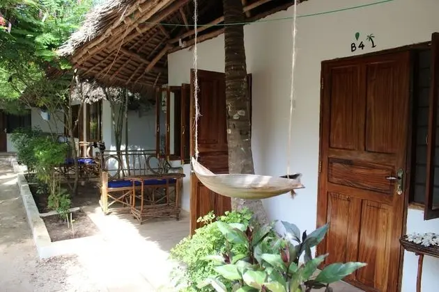 Standard Bungalov, Bahçe Manzaralı