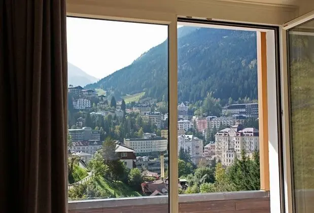 Panoramic Tek Büyük Yataklı Oda, Balkon, Dağ Manzaralı (Large)