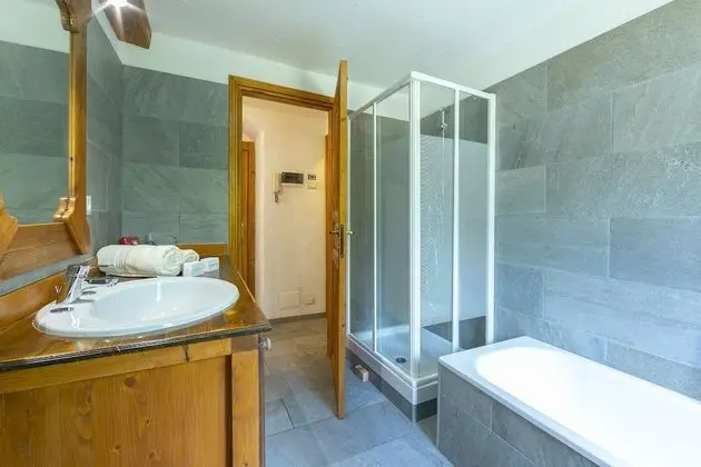 Family Apart Daire, 1 En Büyük (King) Boy Yatak ve Çekyat (Miramonti 21 100mt From Ski Milky Way)